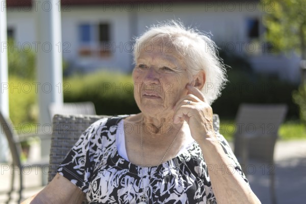 Thoughtful 86-year-old woman, retirement home, Jettingen, Baden-Württemberg, Germany