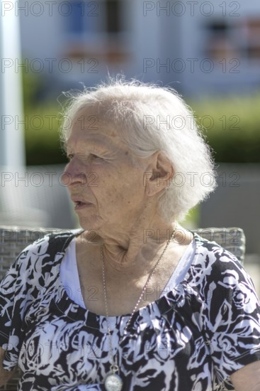 Thoughtful 86-year-old woman, retirement home, Jettingen, Baden-Württemberg, Germany
