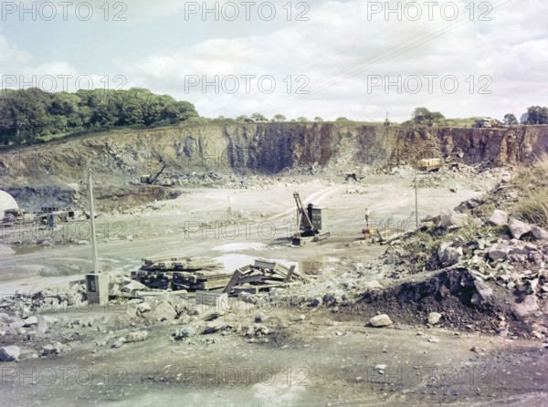 Ruston-Bucyrus 10-RB excavator, quarrying thought to be near Plymouth, Devon, England, UK 1960s