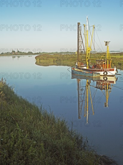 Emsfischereiboot, cutter, Diana, river, Ems, dammed up, flood, morning light, Terborg, East Frisia, Germany