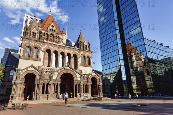 Trinity Church and John Hancock Tower, various architectural styles at Copley Square, passers-by, Back Bay, Boston, Massachusetts, New England, USA