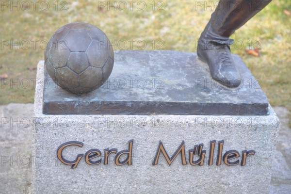 Memorial to soccer player Gerd Müller, German national team player, soccer legend, bronze sculpture, detail, inscription, Gerd-Müller-Platz, Nördlingen, Bavaria, Germany