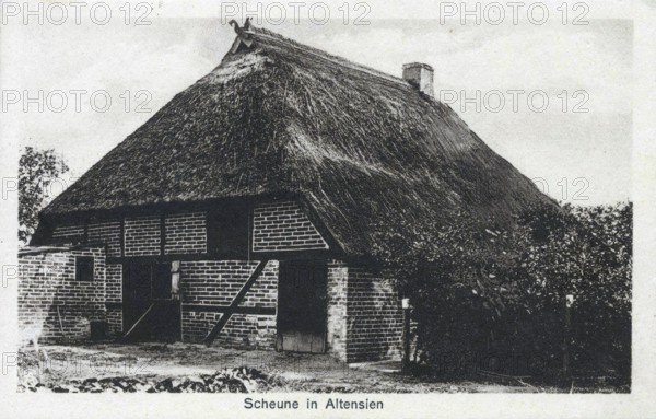 Altensien, thatched barn, a district of the Baltic Sea resort of Sellin on Rügen, Mecklenburg-Western Pomerania, Germany, postcard, view around 1900 - 1910, historical, digital reproduction of a historical postcard, authentic, public domain, from that time, exact date unknown