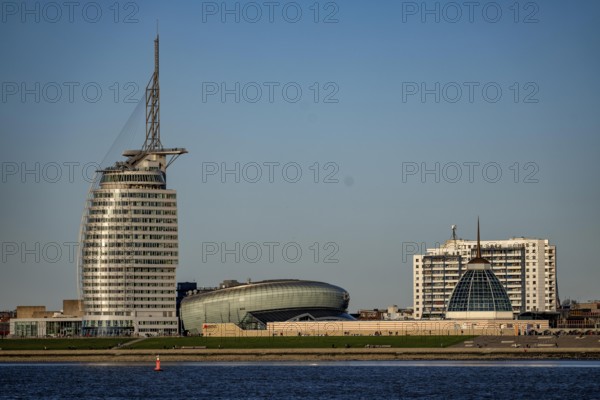 Skyline of Bremerhaven seen across the Weser, Atlantic Sail City Hotel, Klimahaus, skyscrapers at Columbus Center, in Bremerhaven, Bremen, Germany