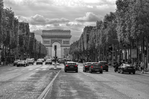 Arc de Triomphe with the Champs Élysées, Paris, France