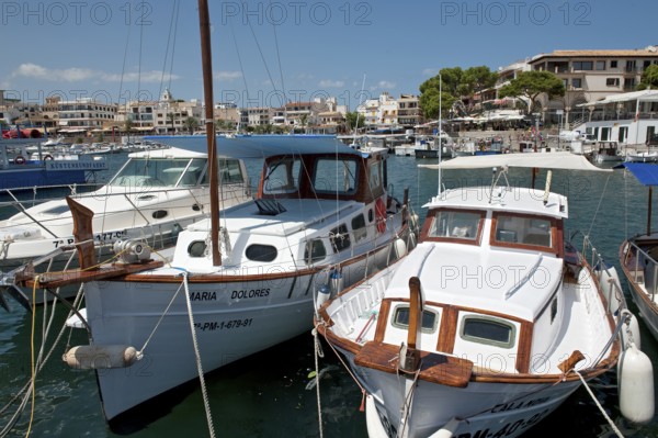 View of two small classic yacht yachts in the marina of Cala Ratjada, Mediterranean Sea, Cala Ratjada, Majorca, Balearic Islands, Balearic Islands, Spain
