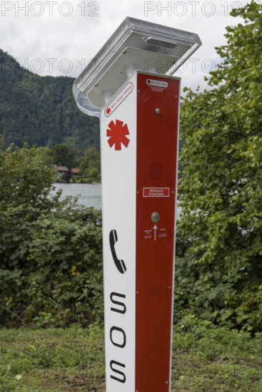 Notrufsäule SOS, Halbinsel Point, Tegernsee, Upper Bavaria, Bavaria, Germany