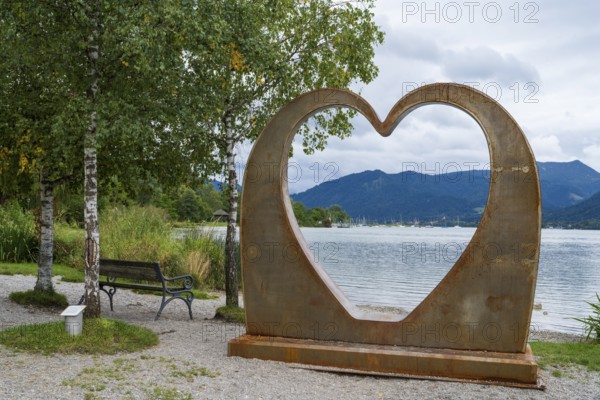 Heart sculpture on the banks of Tegernsee, Gmundner Herz by Kurt Gmeineder, Gmund, Tegernsee, Upper Bavaria, Bavaria, Germany