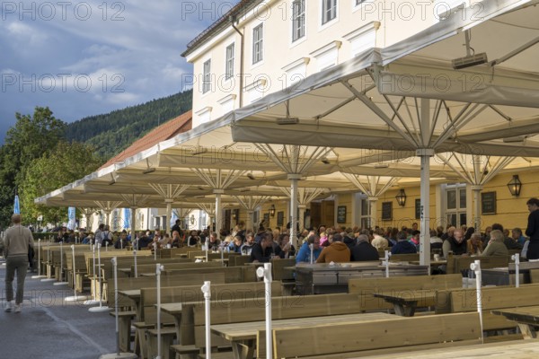 Herzogliches Bräustüberl am Schloss, Tegernsee Abbey, Tegernsee, Upper Bavaria, Bavaria, Germany