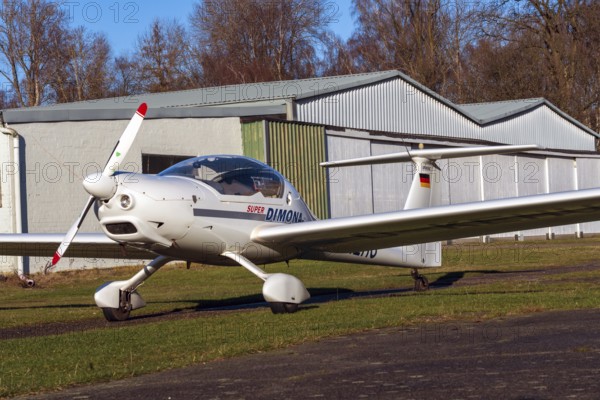 Diamond, HK36, Super Dimona, two-seater travel motor glider, Diamond Aircraft, Rotax, engine, air sports, flying, plastic construction, fiberglass