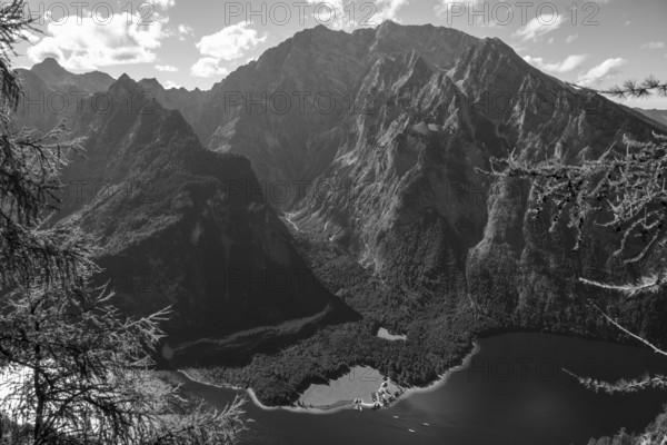 Deep view from Feuerpalfen of Lake Königssee with St. Bartholomä and some ships as well as the Watzmann with its east face, Berchtesgaden National Park, Bavaria, Germany