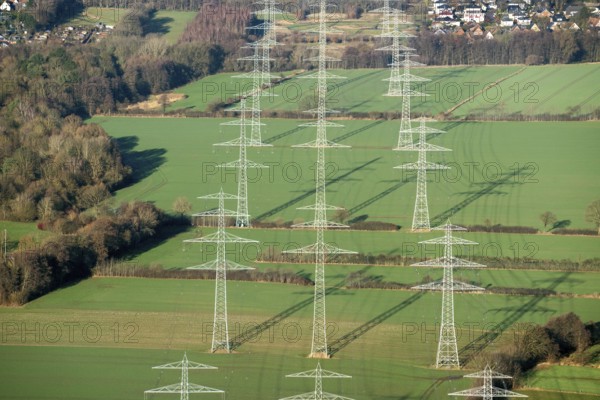 Power poles, electricity highway, Hamburg state border, Oststeinbek, Havighorst, aerial view, Schleswig-Holstein, Hamburg, Germany