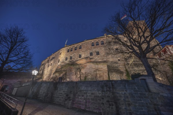 Nuremberg Kaiserburg illuminated at night, the castle was built around 1140, Ölberg, Nuremberg, Middle Franconia, Bavaria, Germany