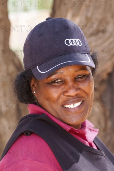 Africa, woman, person, Nama, face, colored, African appearance, African, looking at the cameraView, direct view, indigenous, ethnic, ethnology, ethnological, Namibia, indigenous people, female, seamstress