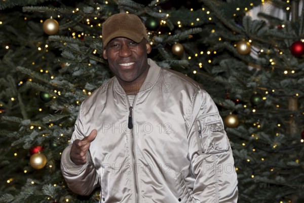 Joe Diallo, Roncalli Christmas Circus Premiere, Tempodrom, Berlin 19.12.2025