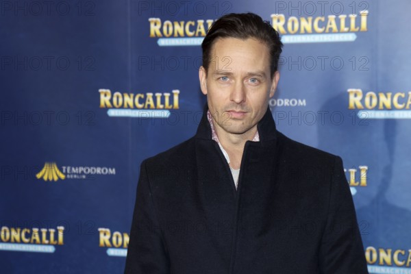 Tom Schilling, Roncalli Christmas Circus Premiere, Tempodrom, Berlin 19.12.2025