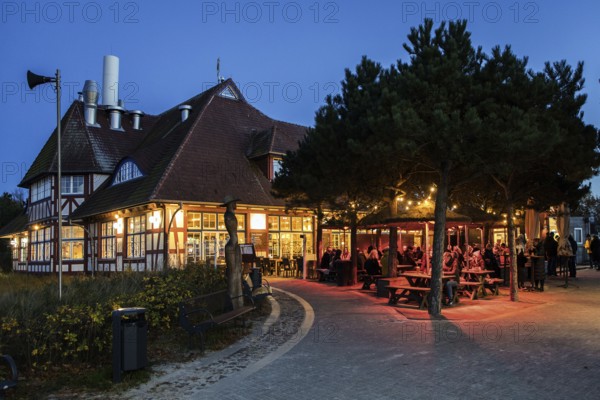 Spa hotel-Restaurant Zingst, Fischland-Darß-Zingst, Western Pomerania Lagoon Area National Park, Mecklenburg-Western Pomerania, Germany