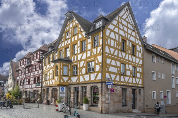 Market square with historic half-timbered houses, 17th and 18th century, market square, Fürth, Middle Franconia, Bavaria, Germany