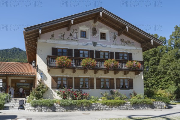 Tourist Information, Library, Town Hall, Typical Bavarian House with Flower Decorations, Kreuth, Tegernsee Valley, Upper Bavaria, Bavaria, Germany