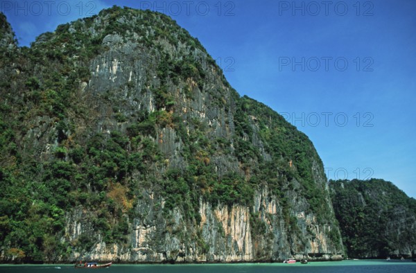 Mountains, boats, Ko Phi Phi Le, two years in front of the tsunami, Thailand, December 2002, vintage, retro, old, historic