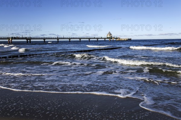 Pier with diving gondola, Zingst, Fischland-Darß-Zingst, Western Pomerania Lagoon Area National Park, Mecklenburg-Western Pomerania, Germany