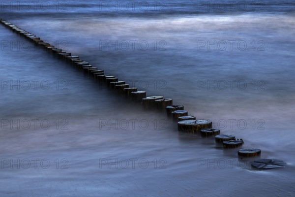 Grooves in the sea, long exposure, Zingst, Fischland-Darß-Zingst, Western Pomerania Lagoon Area National Park, Mecklenburg-Western Pomerania, Germany