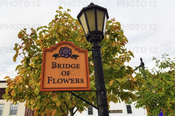 Flower Bridge, Bridge of Flowers, Sign on Lantern, Garden, Mohawk Trail Scenic Road, Former Trade Route, Shelburne Falls, Massachusetts, New England, USA