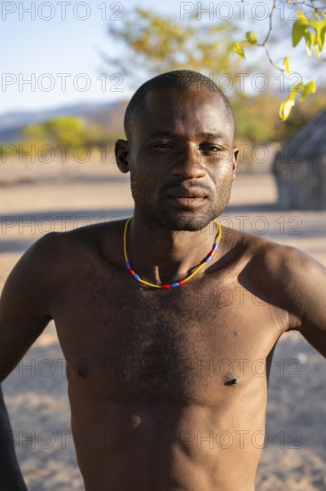 Portrait, man of the Hakaona tribe, also Havakona or Hakawona, near Opuwo, Kunene, Namibia