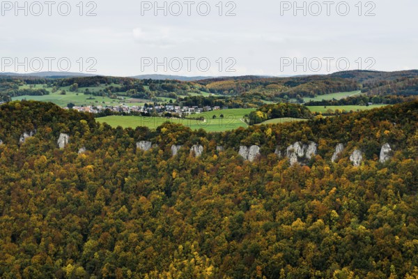 View, panorama of Lichtenstein Castle, Honau, Echaz Valley, Swabian Jura, Baden-Württemberg, Germany