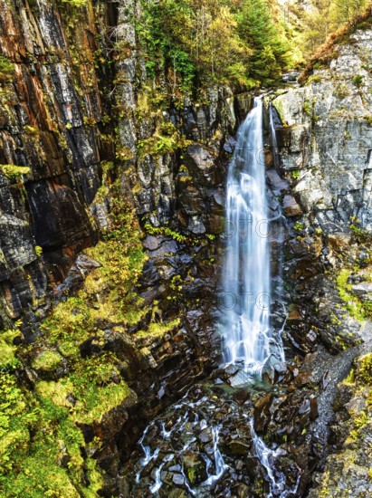 Autumn colours of Ffrwd Fawr Waterfall, Dylife, Llanbrynmair, Powys, Wales, UK