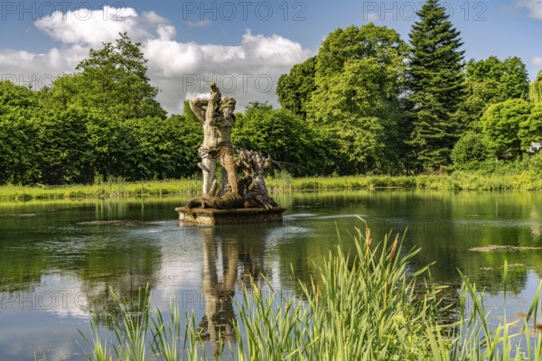 Mirror Pond with Hercules in the Baroque Neuwerkgarten, Gottorf Castle Museum Island, City of Schleswig, Schleswig-Holstein, Germany