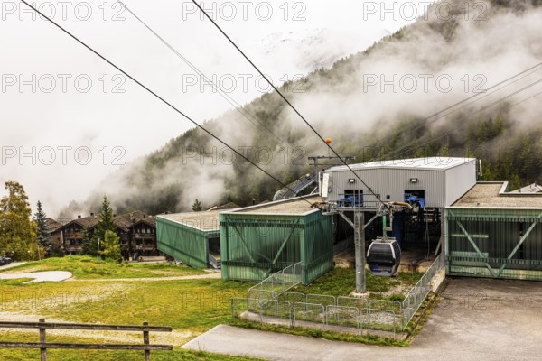 Gondola in fog, cable car to Bendolla, Grimentz, Val d'Anniviers, Valais Alps, Canton of Valais, Switzerland