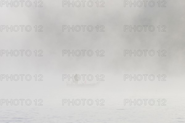 Hennesee, fog, thick fog, anglers in the boat, Hennetalsperre, Sauerland-Rothaargebirge nature park Park, North Rhine-Westphalia, Germany