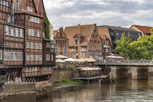 Fachwerkhäuser des Kneipenviertel Stintmarkt am Lüneburger Hafen, Hanseatic City of Lüneburg, Lower Saxony, Germany