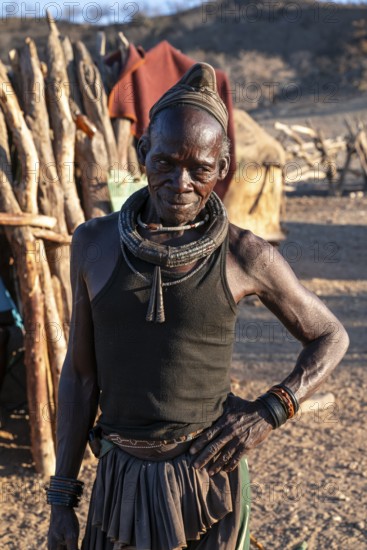 Elderly man, head of a Himba village, traditional Himba village, Kaokoveld, Kunene, Namibia