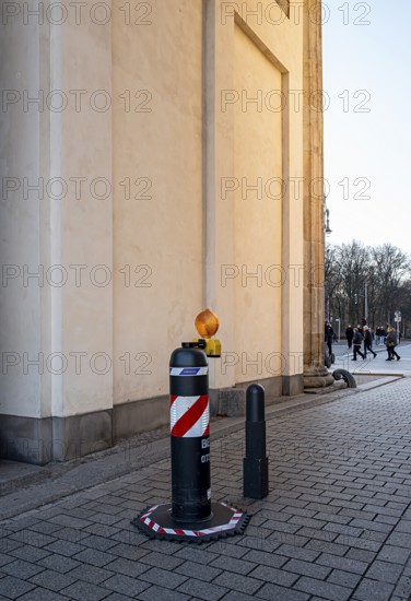 Massive bollards at Brandenburg Gate, security concept in the run-up to Christmas, Berlin, Germany