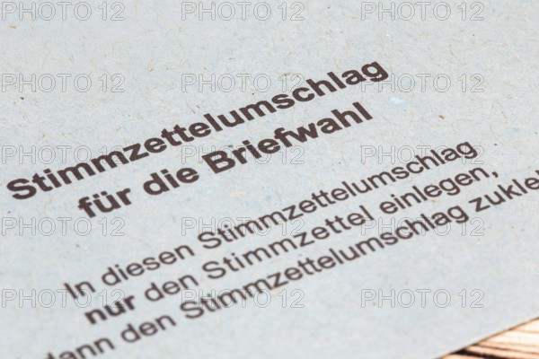 Absentee voting icon: close-up of an envelope for a ballot paper