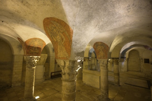 Romanesque cross vault with Corinthian capitals in the cathedral crypt, Bayeux, Calvados department, France