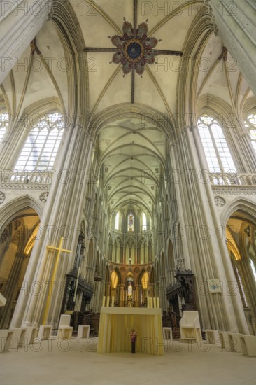 Main nave of the cathedral with altar, Bayeux, Calvados department, France