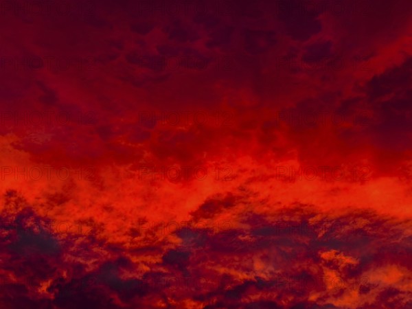 Dramatic dawn with red and black clouds in Hamburg on 02.12.2025, Hamburg, Germany