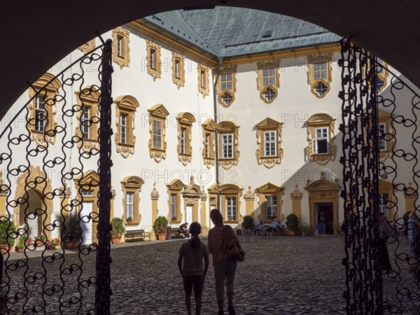 Lemberk Castle, gate and courtyard, fairytale castle, Lusatian Mountains, Bohemia, Czech Republic