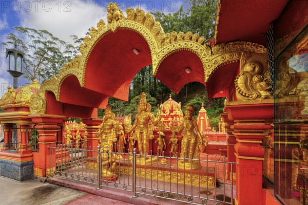 Sriramajayam Hindu Temple, Golden statues, Nuwara, Sri Lanka