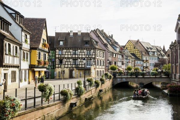 Half-timbered houses on the river, La Petite Venise, Krutenau district, Old Town, Colmar, Alsace, France