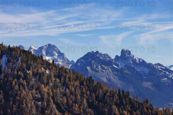 Trattberg Alm with view of the Dachstein massif with Bischofsmütze, Osterhorn Group, Salzkammergut, Province of Salzburg, Austria