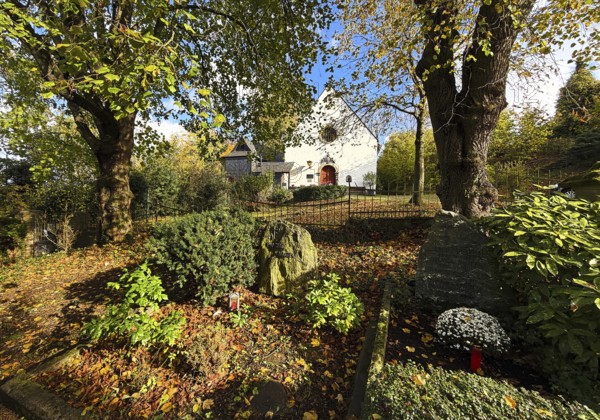 Old tombs at the castle cemetery at the Michaelskapelle, Bad Godesberg, Bonn, North Rhine-Westphalia, Germany