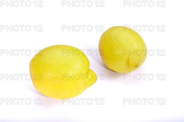 Cutters, lemons, citrus fruits, yellow, studio, food photography, Germany
