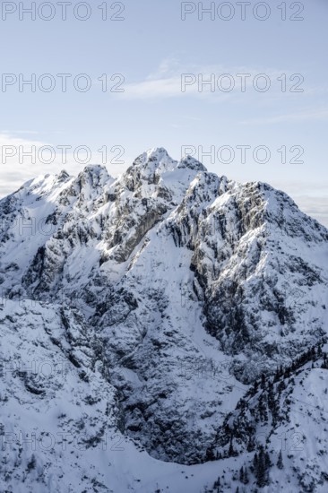 View of snowy Waxenstein, view from Längenfelderkopf in winter, Wetterstein Mountains, Garmisch-Partenkirchen, Bavaria, Germany