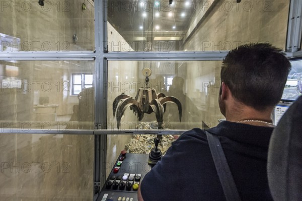 Garbage, household waste, waste separation, waste incineration, waste incineration plant, energy, TREA, Eschbach, Breisgau, Baden-Württemberg, Germany