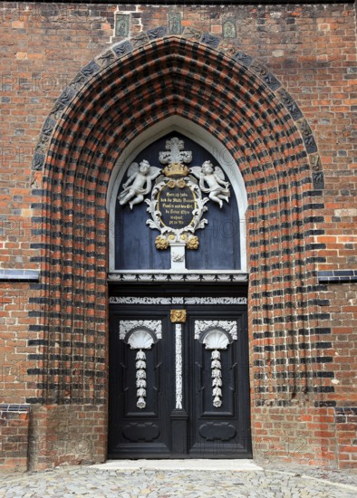 Portal of St. Nicholas Church, important building of North German brick Gothic and part of the UNESCO World Heritage Site, Wismar, Northwest Mecklenburg district, Mecklenburg-Western Pomerania, Germany