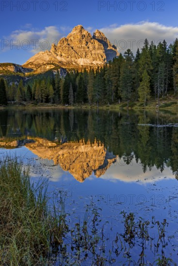 Mountain lake, mountains, reflection, sunny, evening light, Lake Antorno, Lake Antorno, Three Peaks, Dolomites, Italy